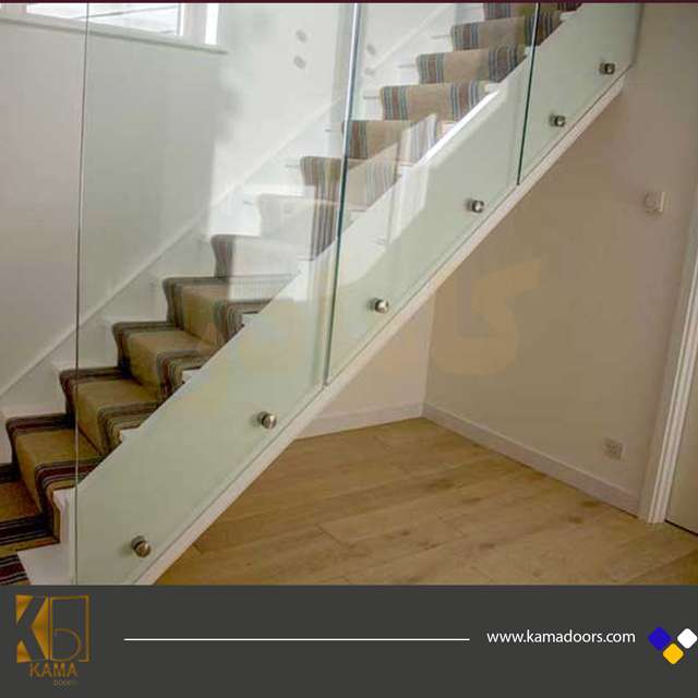 نرده شیشه ای فیکس پوینت